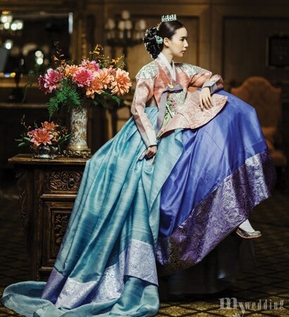 traditional, Queen and hanbok