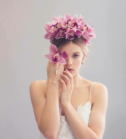 hairstyle, feminine and beautiful