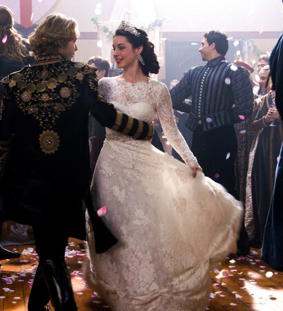 reign, mary and marriage