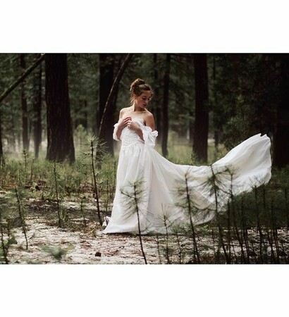 forrest, beautiful and wedding dress