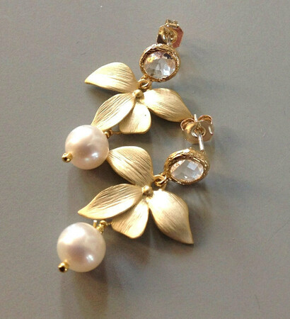 gold earrings, aaa pearl and wedding jewelry