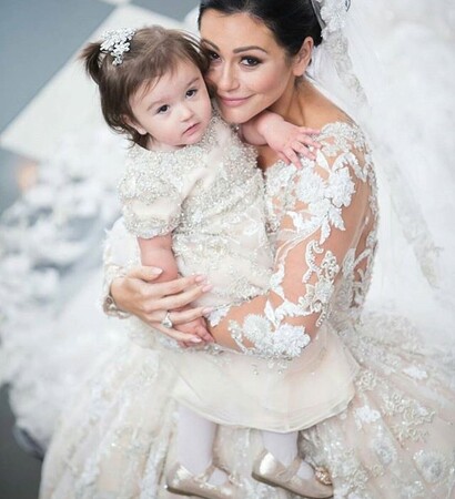 crown, veil and princess