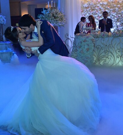 couple, amazing and party