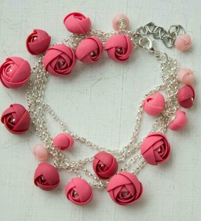bride, pink and bridesmaidsgift