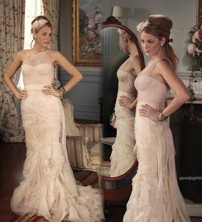 blake lively, gossip girl related and serena vanderwoodsen
