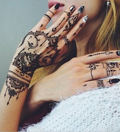 tatto, mehandi and fashion