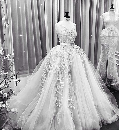 dress, awesome and wife