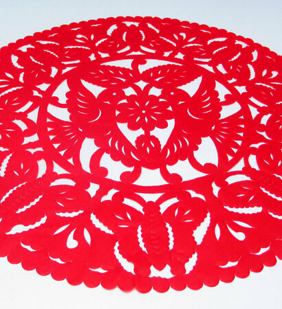 red table runner, placemat and tribal dining set
