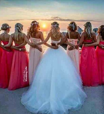 friendship, dress and happiness