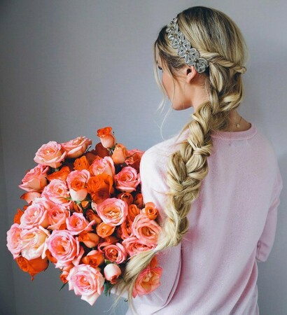 pink, hair and bouquet