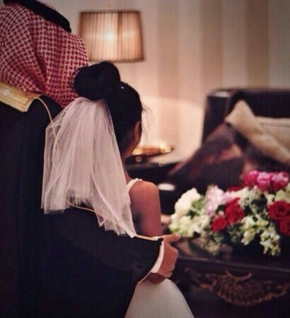 brother and sister, arab and حُبْ