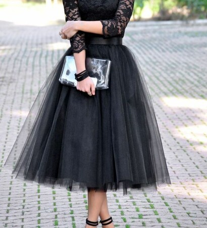 bridesmaids, blackdresses and themedweddings