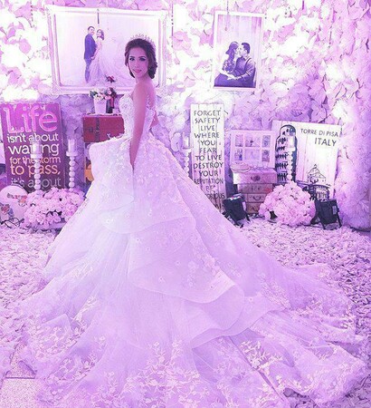 wedding dress, wow dress and princess dress