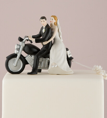wedding cake topper, wedding couple and bride and groom