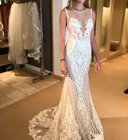 berta bride, amazing wedding dress and wedding dress