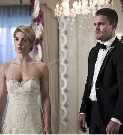 felicity smoak, oliver queen and arrow