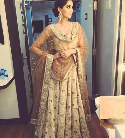pakistani, sonamkapoor and lehenga