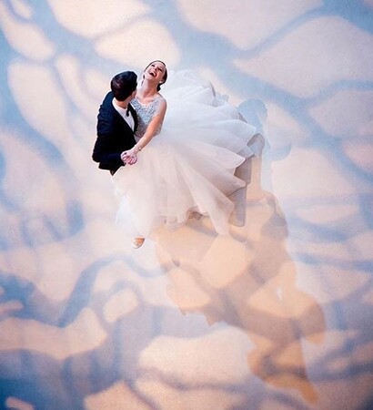 Relationship, groom and first dance