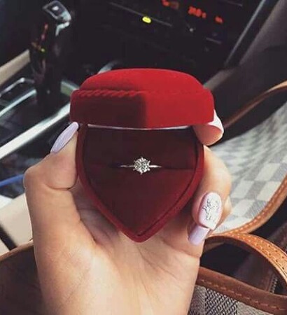 jewels, surprise and girl