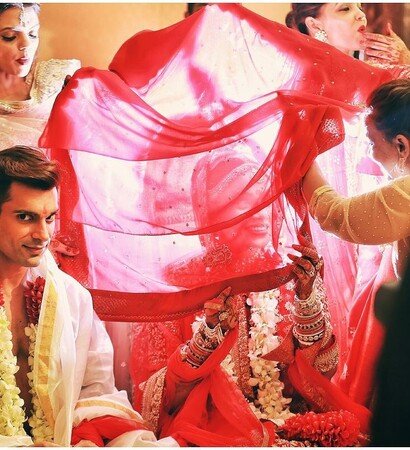 bipasha basu, Relationship and bollywood