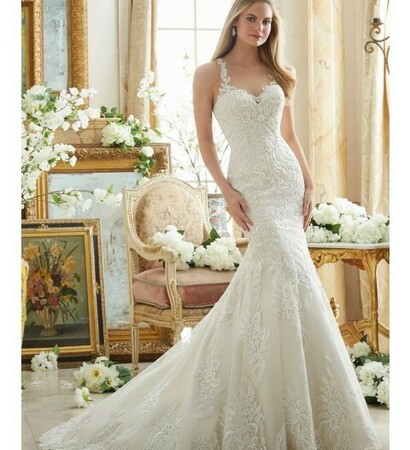 sweetheart, strap and lace