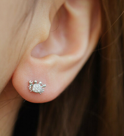 silver earrings, etsy and crab jewelry