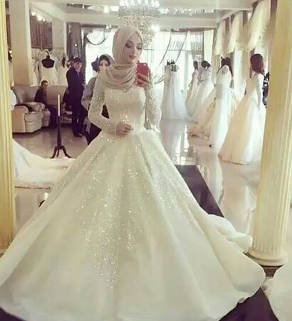 robe blanche, hijabista and elegent