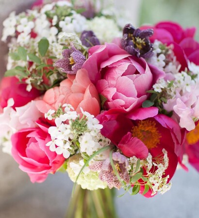 wedding flowers, peonies and peony bouquet