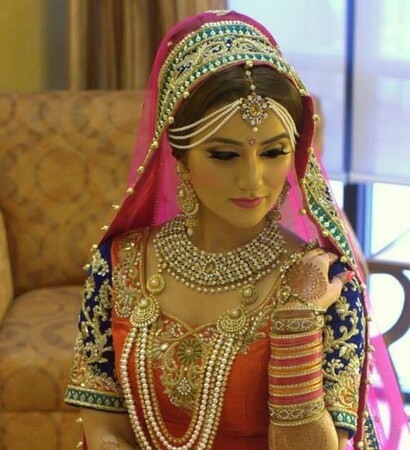 gorgeous bride, outfits and jewels