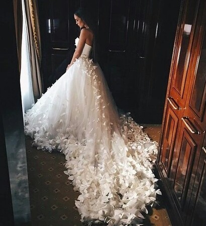 dresses and en