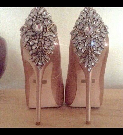 gold, love hills and Nude