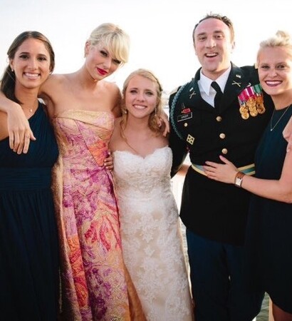 Taylor Swift, dress and surprise