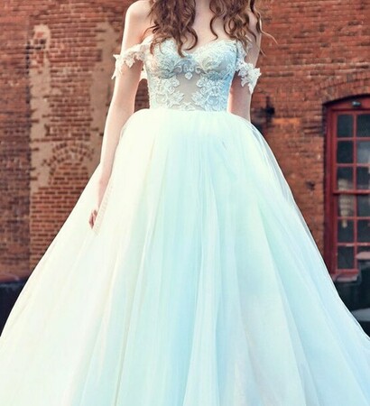 white wedding dress, wedding gown and lahav couture