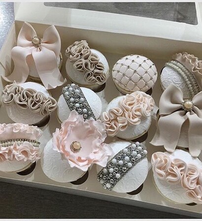 shabby, cupcakes and ruffles