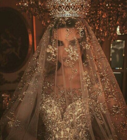 veil, heaven and royal