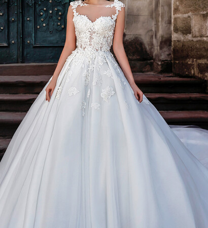 wedding dress and en