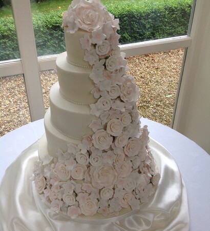venue, cake and shottle hall