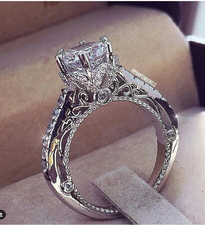 diqmond, jewellery and engagement