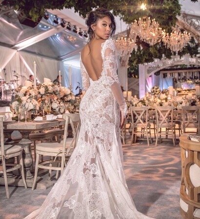 backless, kevin hart and lace