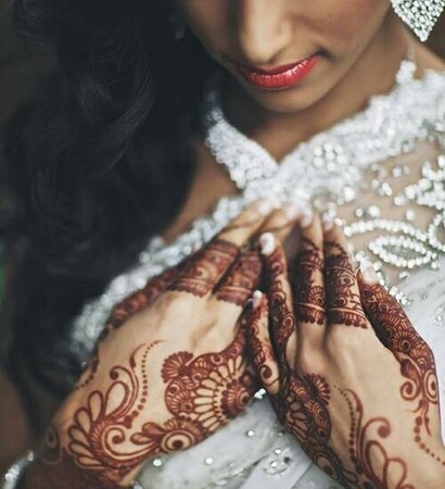 jewels, indiana bride and hands