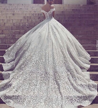 beautiful wedding dress