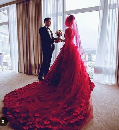 red dress, love and dress