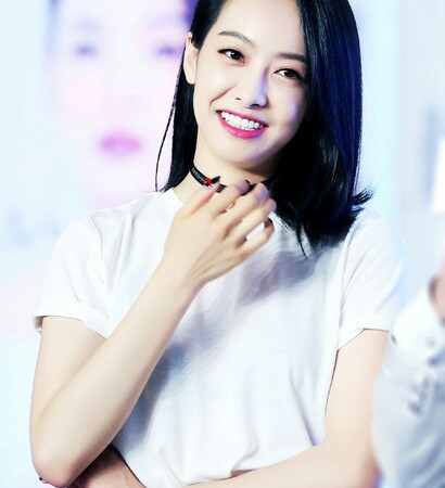 송치엔, victoria song and ビクトリア