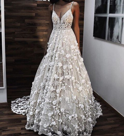details, fashion and dress