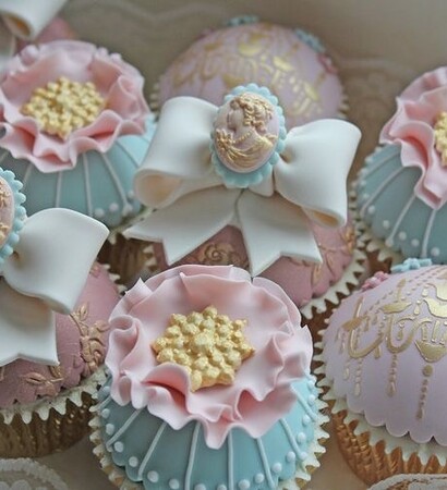 cameo, cupcakes and marie antoinette