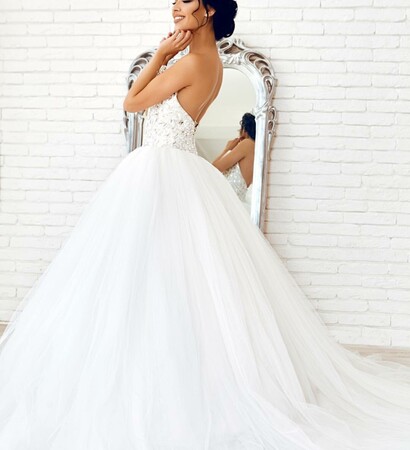 look, luxury and bride