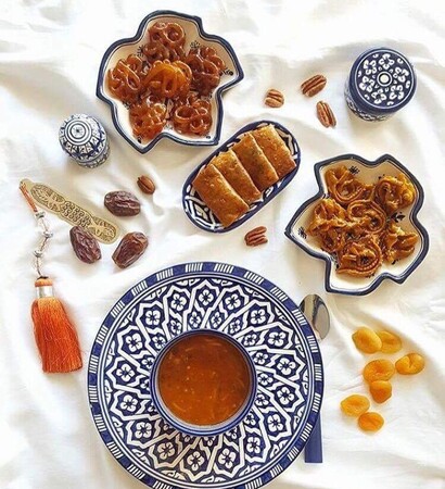 chocolate, marocaine and henna