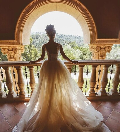 sunshine, weeding dress and photography
