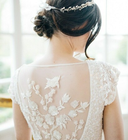 pretty, headpiece and hairstyle