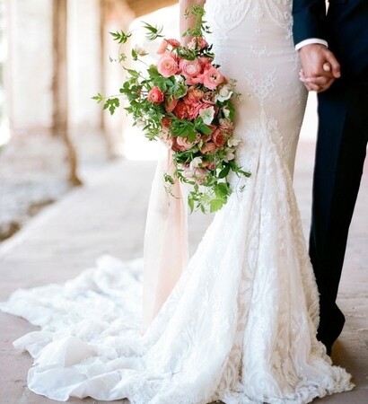 love, dress. roses and bridal